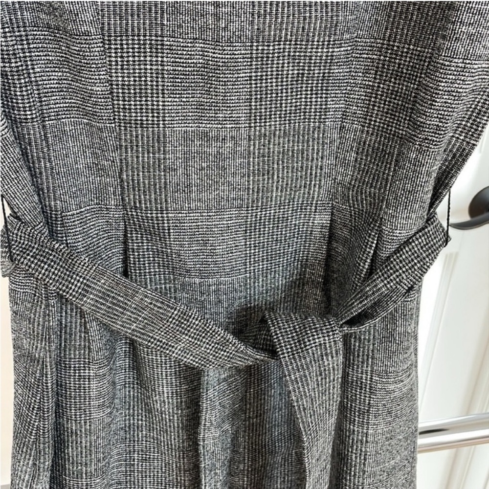 H&M Dress - Picture 3 of 5